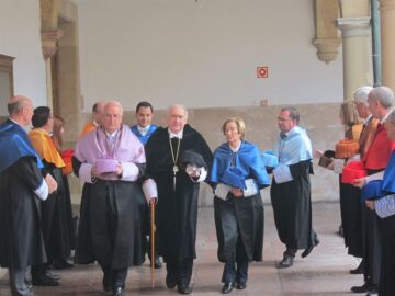 Doctor Honoris Causa