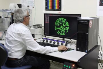 Universidad Microscopio