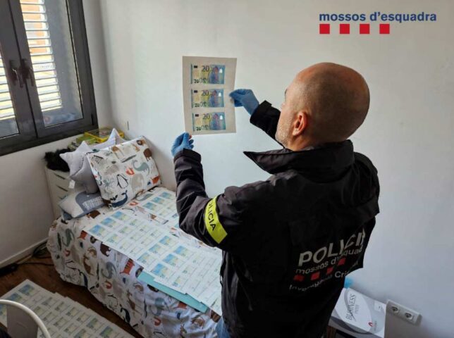 Desmantelado en Barcelona un laboratorio de falsificación de billetes
