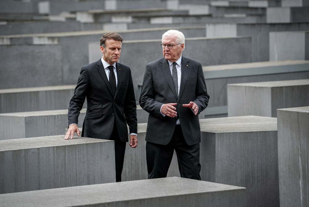 Macron visita Memorial del Holocausto