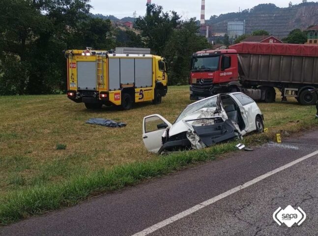 accidente de tráfico en Carreño Candás 365 accidente de tráfico en Carreño