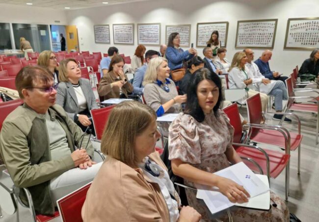Asturias muestra su modelo de Atención Primaria a Lituania
