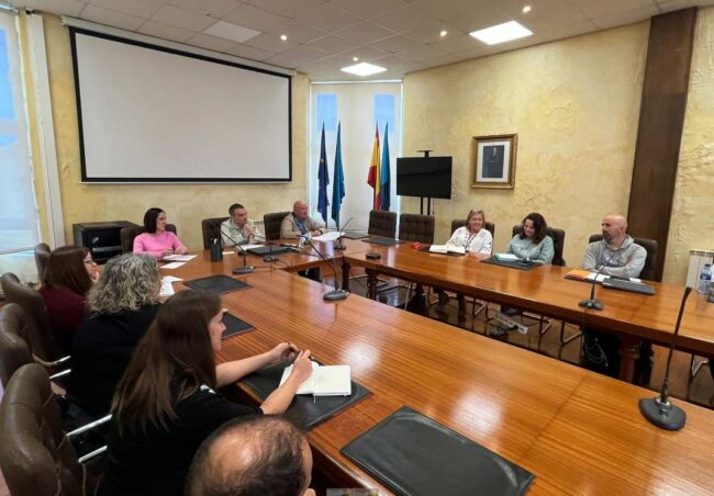 Corvera amplía el Cheque Educativo