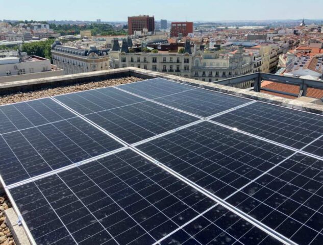 Iberdrola instala placas solares en el Congreso