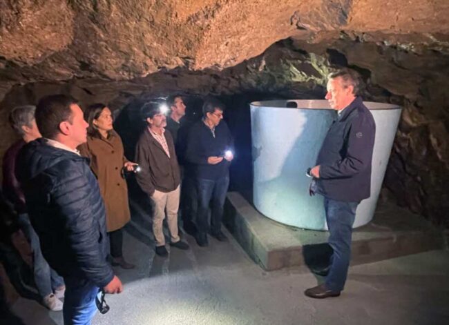Acondicionamiento de la cueva del Pinche Candás 365 Acondicionamiento de la cueva del Pinche