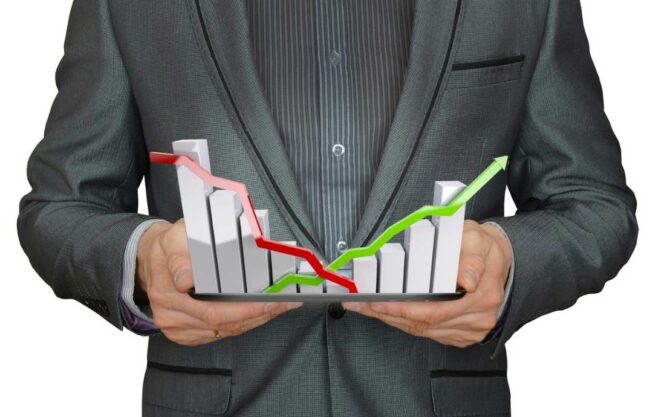 Contar con un especialista tributario mejora la gestión económica y la toma de decisiones