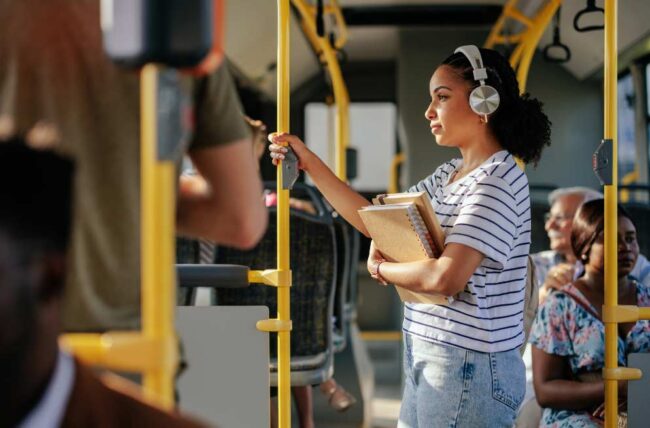 El transporte público en Asturias sigue ganando usuarios