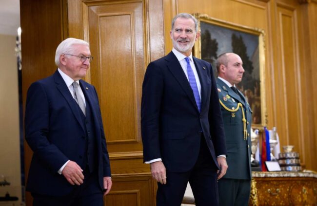 Steinmeier pide preparar Europa para el futuro durante visita a España