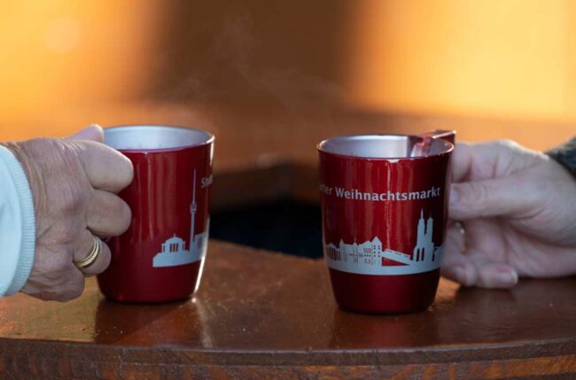 vino Glühwein calienta motores en mercadillos Candás 365 vino Glühwein calienta motores en mercadillos