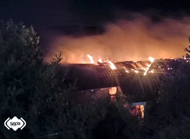 Incendio en una vivienda en Sangreña Candás 365 Incendio en una vivienda en Sangreña
