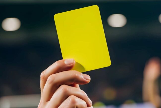 El árbitro moderno frente a la presión permanente