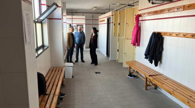 Corvera renovará los vestuarios del Toso Muñiz Candás 365 Corvera renovará los vestuarios del Toso Muñiz