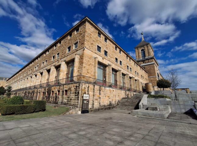 La Laboral estrena una yincana digital para familias