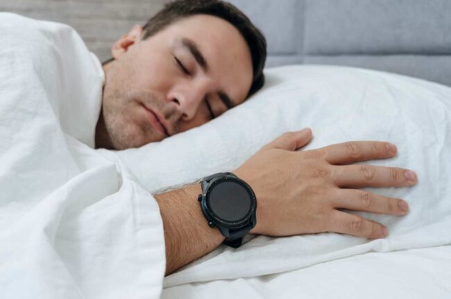Un estudio alerta de fallos al medir el sueño con smartwatch