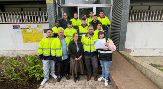 Corvera forma a once jóvenes en jardinería