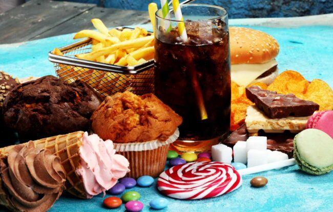 Los riesgos de los ultraprocesados en la adolescencia