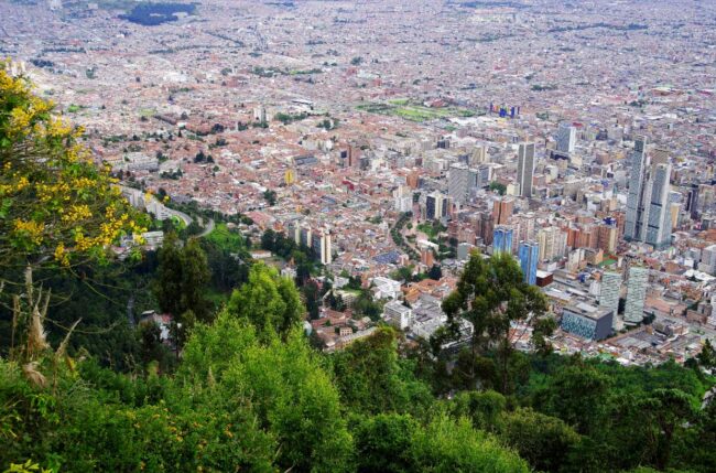 Petro acusa al Banco de la República de favorecer a banqueros Candás 365 Petro acusa al Banco de la República de favorecer a banqueros