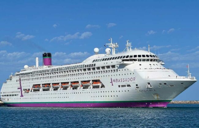 Crucero Ambition 21 personas aisladas por gastroenteritis