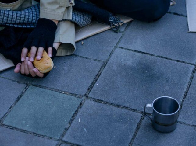 España necesitaría 24.000 millones para eliminar la pobreza
