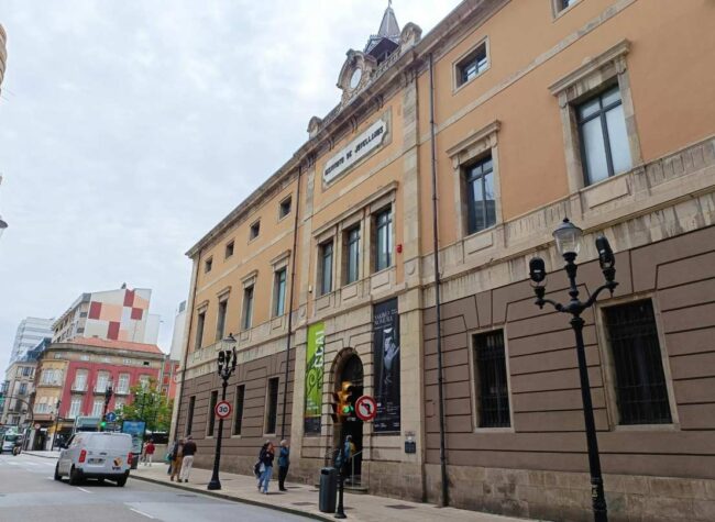 Gijón abrirá Arcu Atlánticu 2026 con un homenaje a Felpeyu