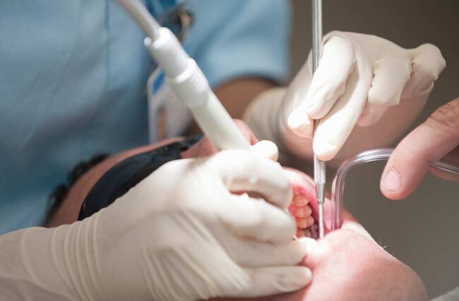Tratamientos que ofrece la mejor clínica dental de Badajoz