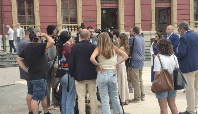 Barbón rechaza en Candás el uso político de Cerredo