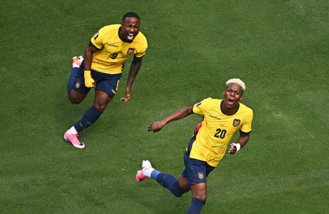 Ecuador tumba a Alemania y sigue viva en el Mundial