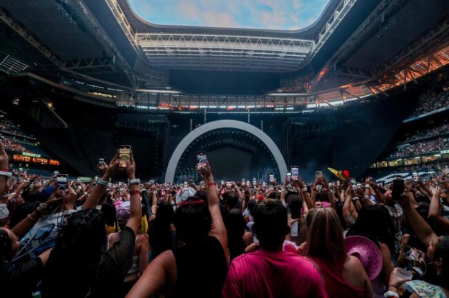 El caso de los conciertos del Bernabéu seguirá en los juzgados
