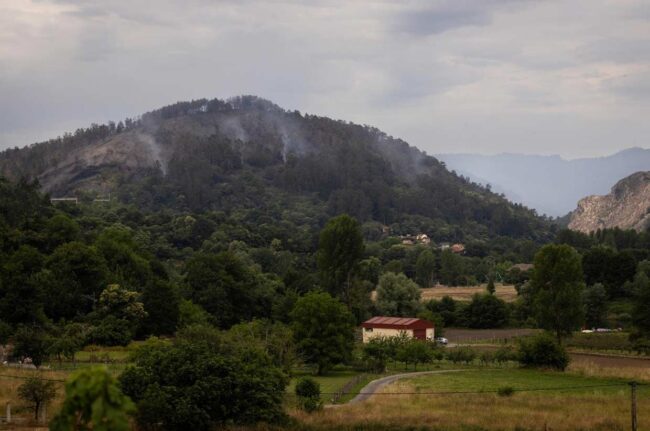 El incendio de Peñaflor y Vega de Anzo queda controlado