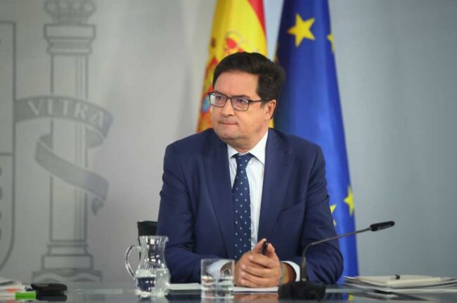 España invierte 131 millones en IA y chips fotónicos Candás 365 España invierte 131 millones en IA y chips fotónicos