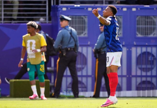Mbappé lidera la victoria de Francia ante Senegal Candás 365 Mbappé lidera la victoria de Francia ante Senegal