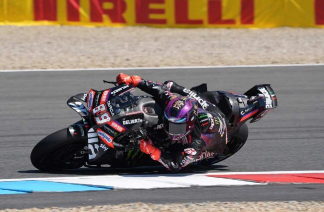 Ogura gana en Assen; Martín, nuevo líder