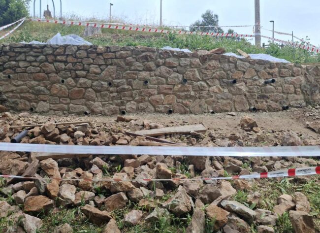 Reparación del muro de la curva en Candás Candás 365 Reparación del muro de la curva en Candás