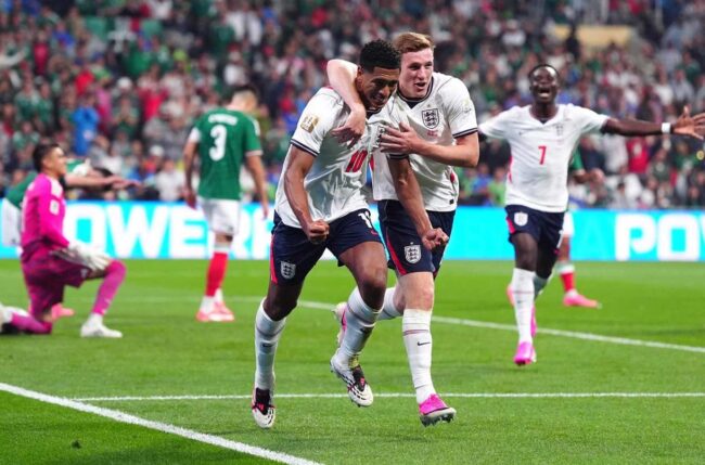 Bellingham lidera el pase de Inglaterra ante México
