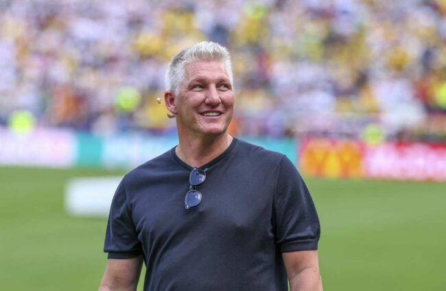 Schweinsteiger avala a Van Gaal como seleccionador