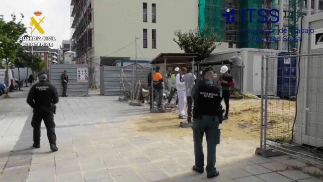 Tres detenidos por explotar a trabajadores extranjeros Candás 365 Tres detenidos por explotar a trabajadores extranjeros