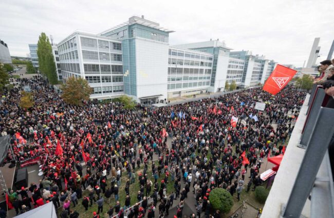 Protestas en Alemania contra recortes en la industria automotriz Candás 365 Protestas en Alemania contra recortes en la industria automotriz
