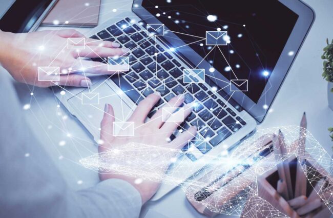 AfD investiga el acceso a 421.000 correos internos