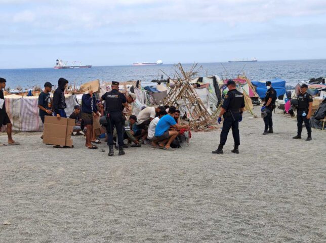 El CNI asegura que Marruecos conocía la llegada de migrantes Candás 365 El CNI asegura que Marruecos conocía la llegada de migrantes
